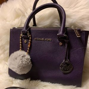 Michael kors medium purple purse